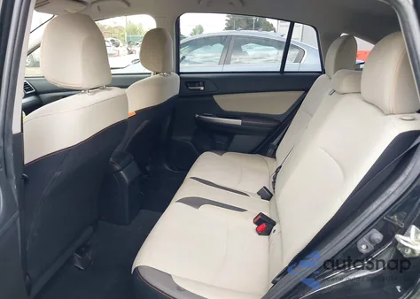 2017 Subaru Crosstrek 2.0I Premium z USA, uszkodzony, nr VIN JF2GPADC8H8218920